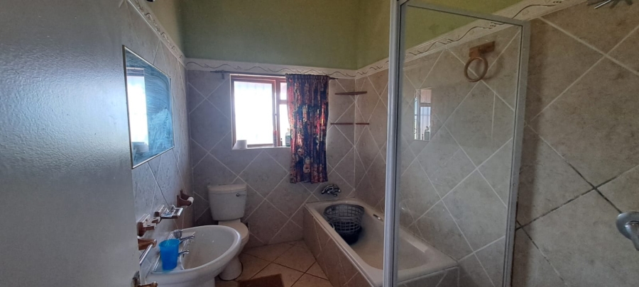To Let 2 Bedroom Property for Rent in Bettys Bay Western Cape